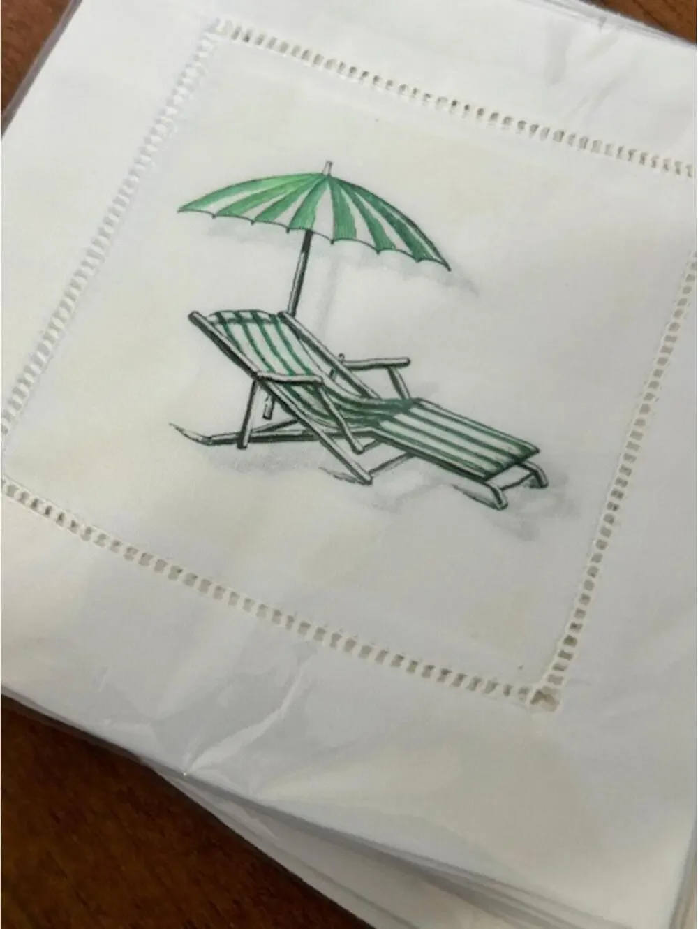 Set of 3 White Cloth Napkins with Beach Chair and Umbrella Embroidery